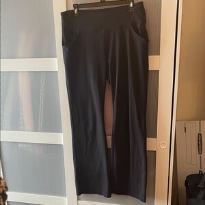 Iuga, L, Black Wide-Leg Pants